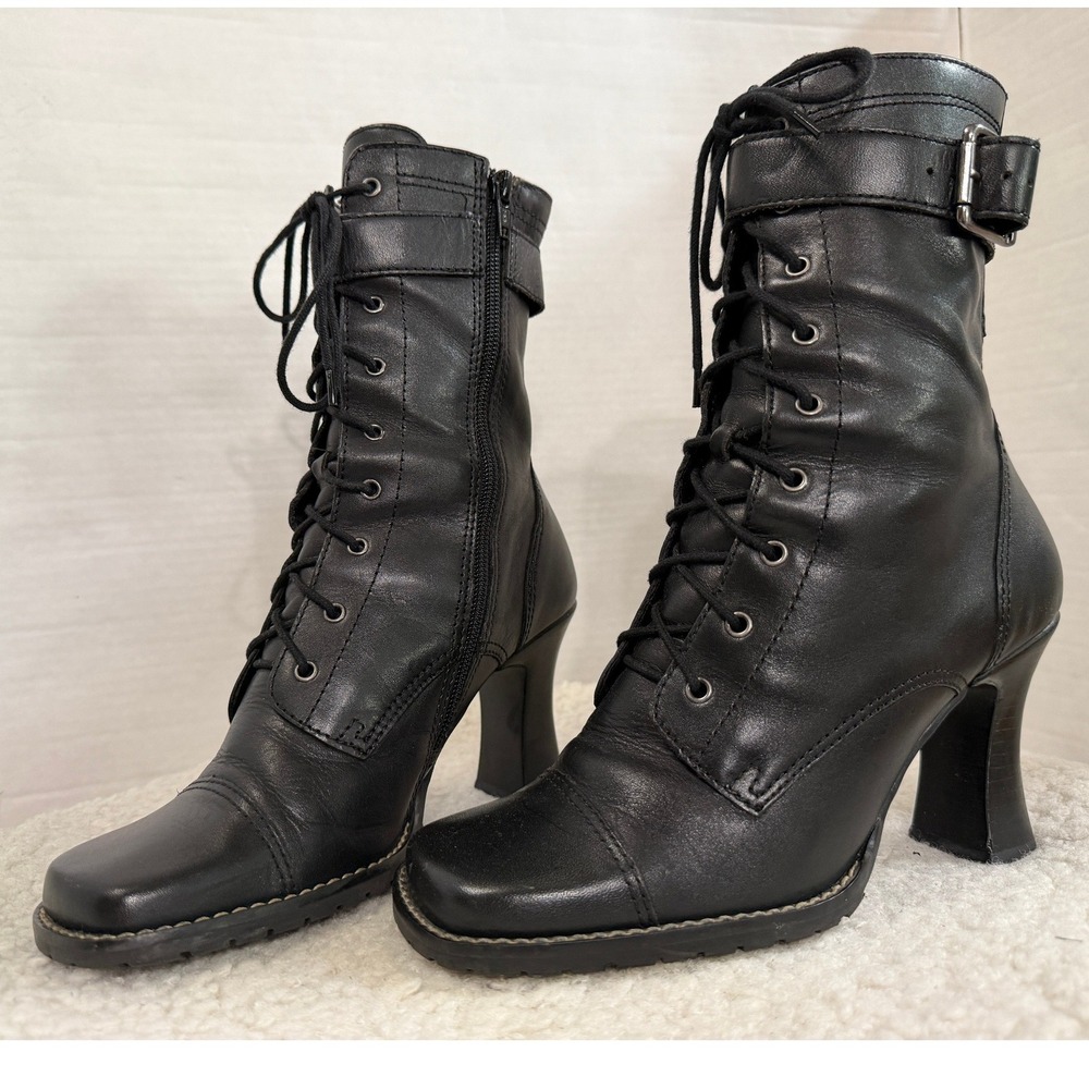 Vintage Y2K Bakers Black Leather Lace Up Goth Boots Square Toe Moto Witchy 7B